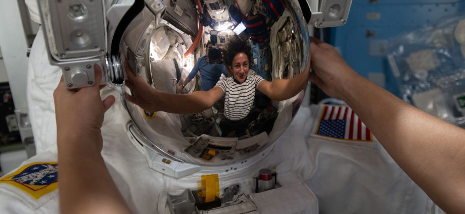 nasa-to-cover-three-us-spacewalks,-host-preview-news-conference