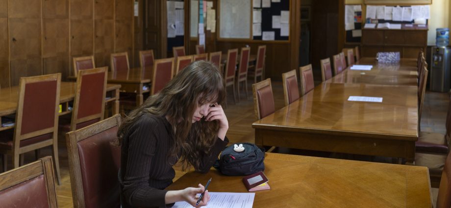 this-standardized-test-is-gaining-traction-in-the-us,-but-not-everyone-is-on-board