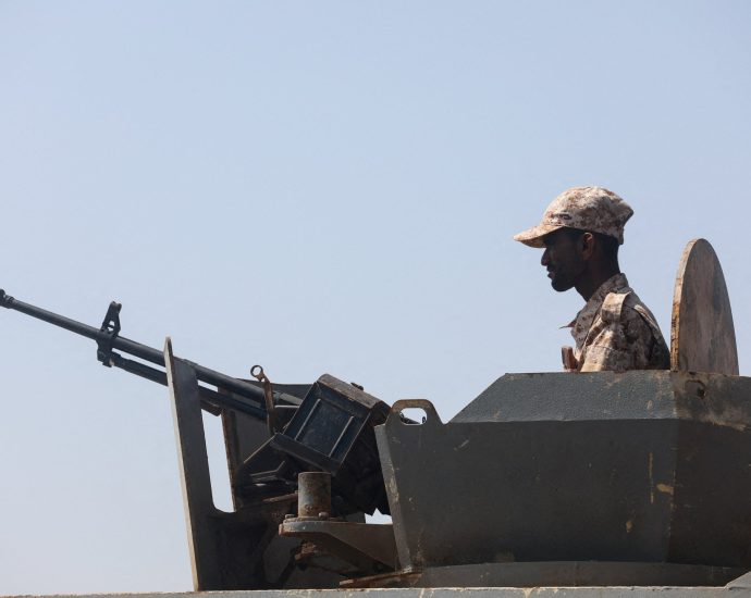 houthis-want-to-copy-iran’s-hormuz-control-in-the-red-sea:-yemeni-fm