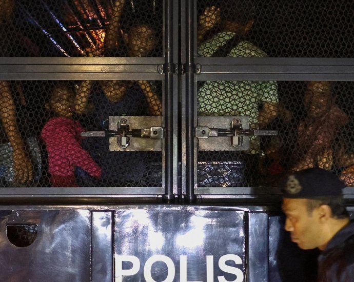 malaysia-detains-more-than-100-rohingya-seeking-help-from-the-un