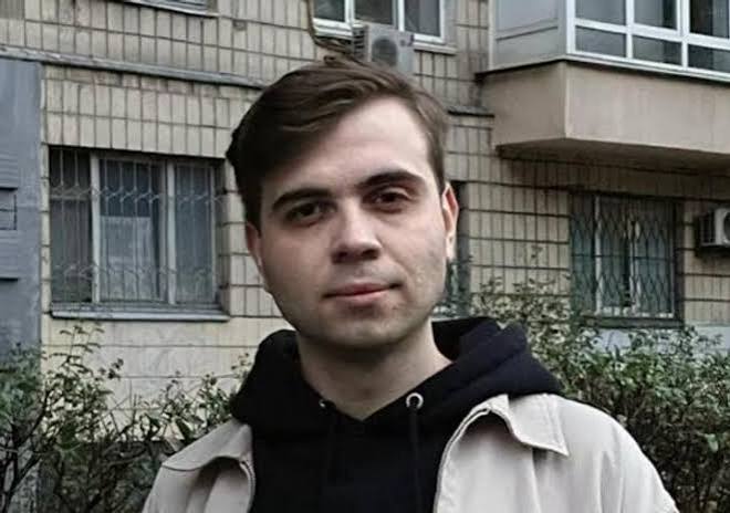 kyiv-police-detain-journalist-investigating-corruption-over-draft-violation,-which-his-newsroom-says-doesn’t-exist
