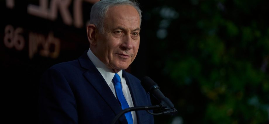 is-netanyahu’s-the-traitor-card-losing-its-power-in-israel?