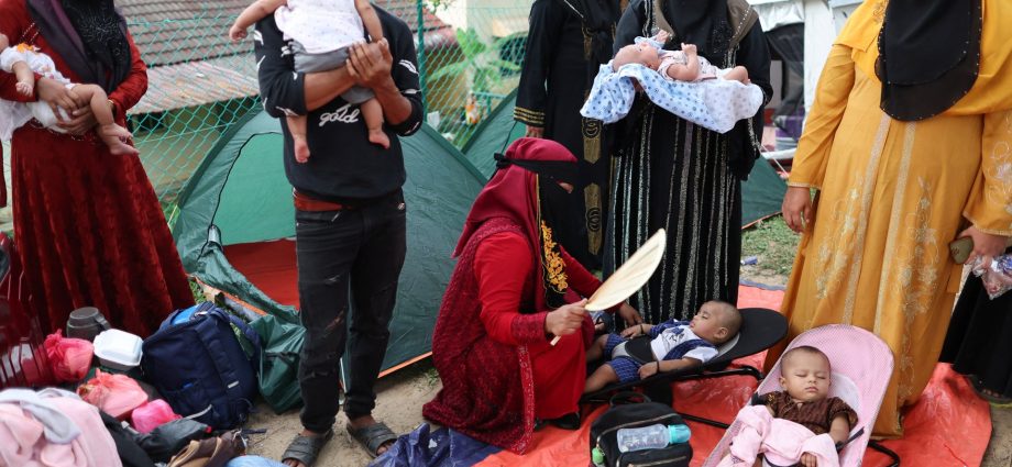 malaysian-foreign-minister-calls-for-review-of-unhcr’s-presence