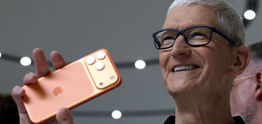 apple-launches-new-iphone-lease-program:-here’s-how-it-works