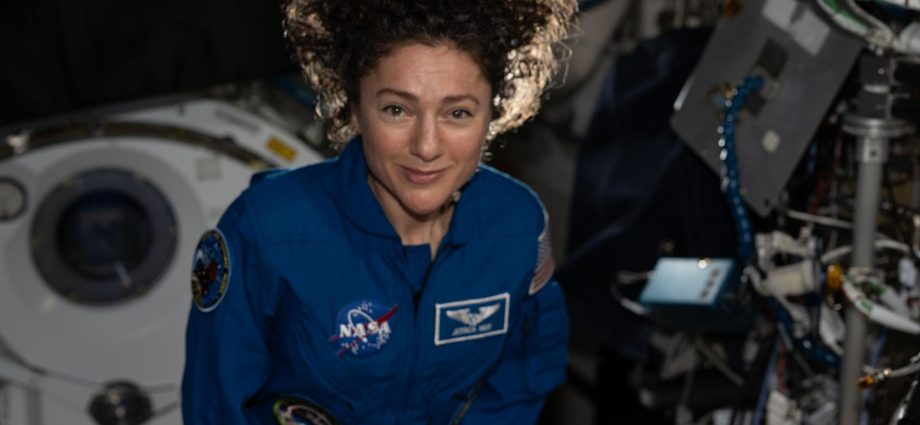 commander-jessica-meir-and-crew-check-spacesuits,-prep-for-spacewalks