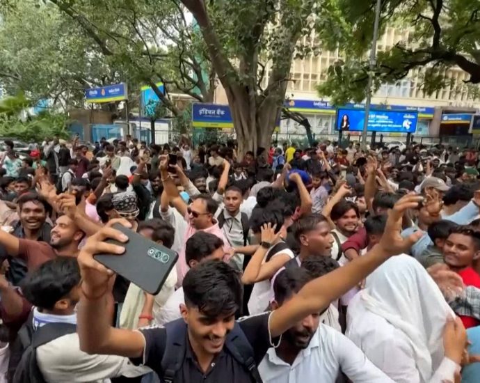 india-unleashes-“massive-crackdown”-on-youth-led-cockroach-movement-after-education-minister’s-ouster