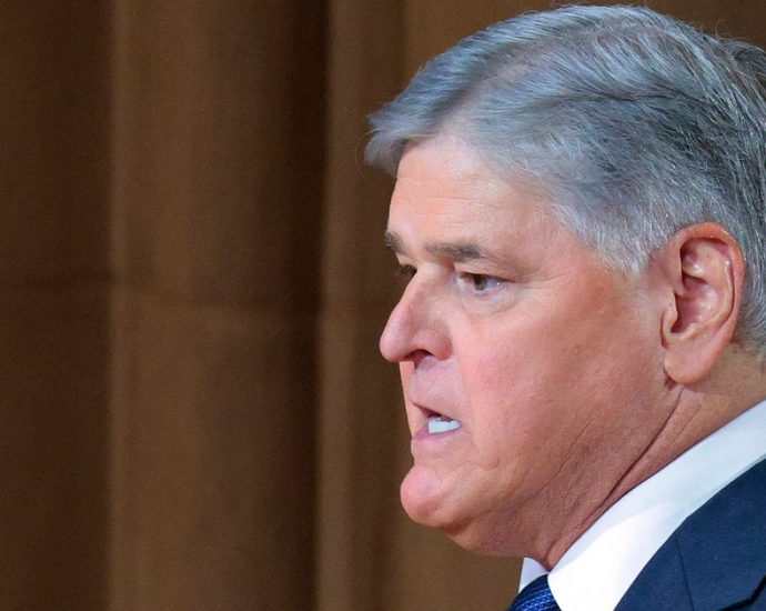 sean-hannity-describes-an-incredibly-weird-heaven-in-awkward-lindsey-graham-speech