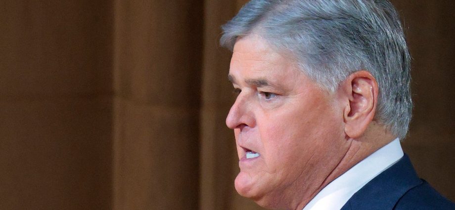 sean-hannity-describes-an-incredibly-weird-heaven-in-awkward-lindsey-graham-speech