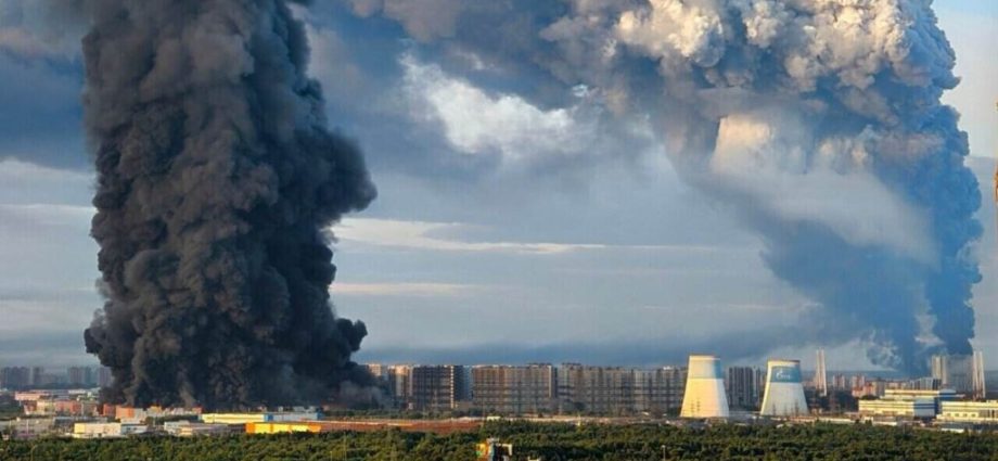 ukrainian-drones-destroyed-nearly-15.4%-of-russian-retail-giant’s-storage-space-in-july