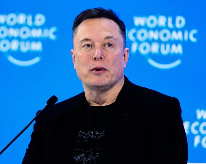 elon-musk’s-xai-sues-minnesota-over-its-first-in-the-nation-law-banning-‘nudification’-technology