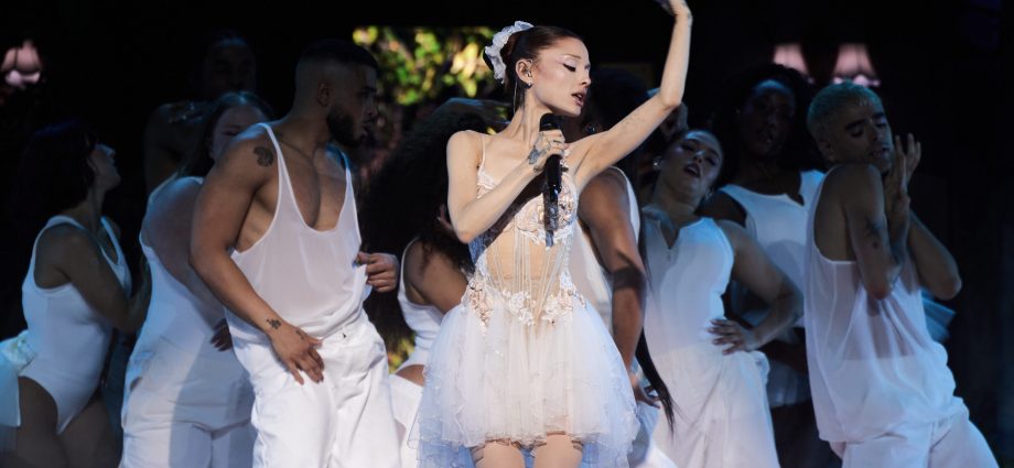 backline-expands-lgbtq+-mental-health-support-with-help-from-ariana-grande’s-foundation