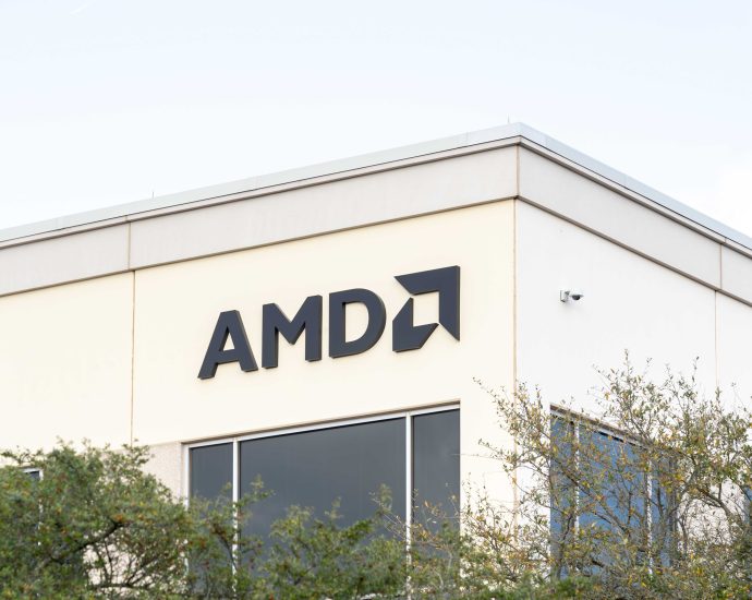 amd-raises-the-ai-stakes-with-helios,-venice-and-robotics