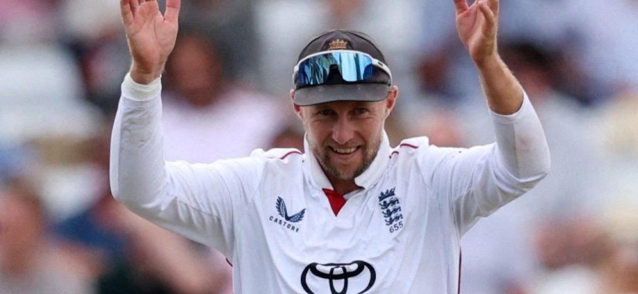 england-appoint-root-and-fleming-as-test-cricket-captain-and-coach
