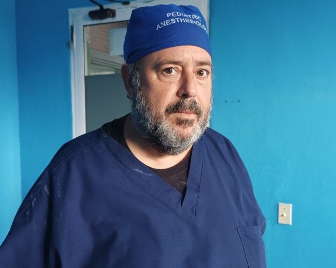 ‘to-play-god’:-cuba’s-healthcare-system-collapses-under-us-pressure