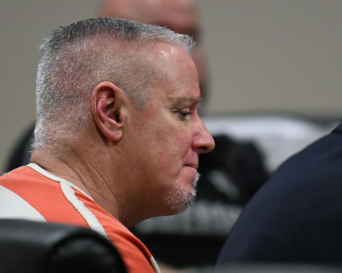 father-of-georgia-apalachee-school-shooter-sentenced-to-15-years-in-prison