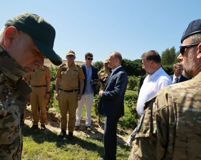 “there-is-no-sky-that-is-100%-safe”:-poland-to-consider-sending-more-patriot-missiles-to-ukraine-after-russian-missile-crashes-on-its-territory