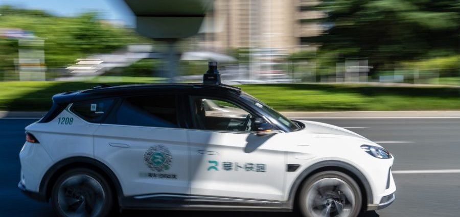 chinese-connected-cars-in-us?-more-like-‘rolling-spy-machines,’-author-says