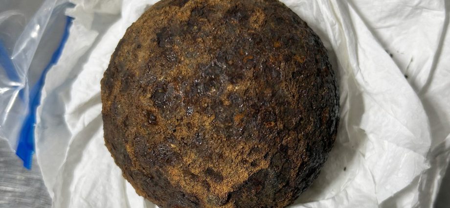 tsa-discovers-five-stolen-civil-war-era-cannonballs-in-a-traveler’s-luggage-in-alabama
