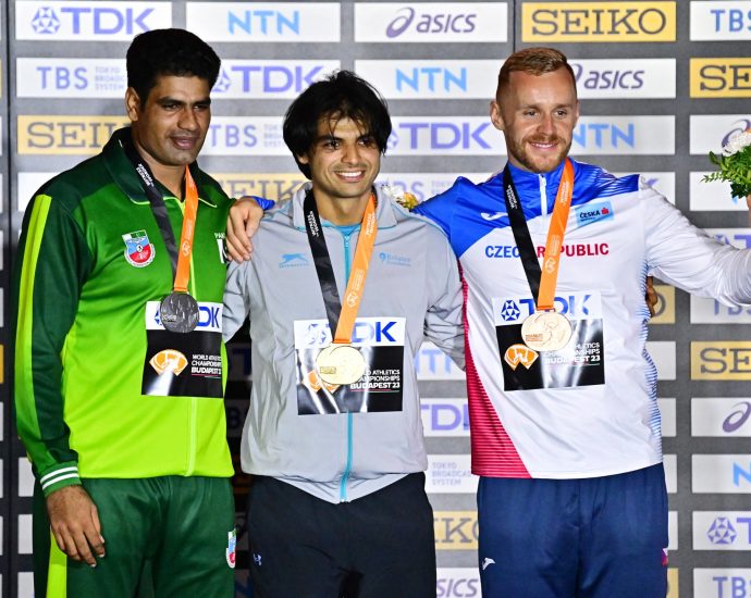 live:-chopra,-nadeem-and-pathirage-meet-in-commonwealth-games-javelin-final