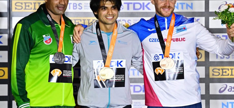 live:-chopra,-nadeem-and-pathirage-meet-in-commonwealth-games-javelin-final