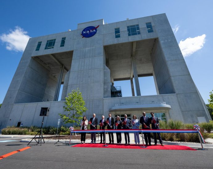 nasa-opens-new-flight-dynamics-research-facility-in-virginia