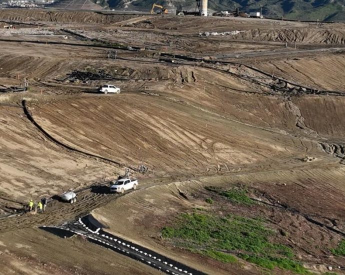 law-firm-says-it-has-lost-touch-with-hundreds-of-clients-suing-over-la.-county-landfill