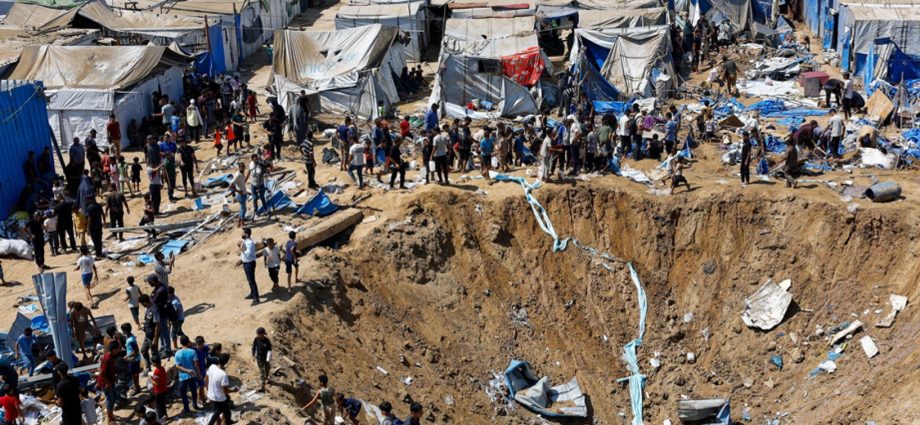 israeli-strike-destroys-gaza-hospital-warehouse