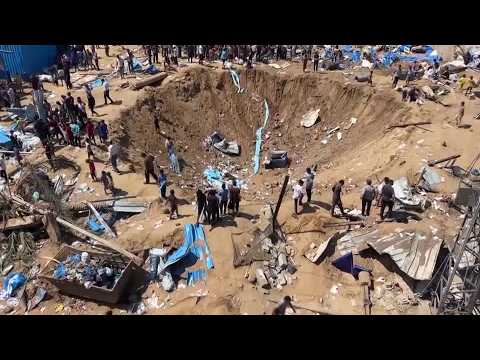 israeli-strikes-destroy-a-medical-storage-facility-in-gaza