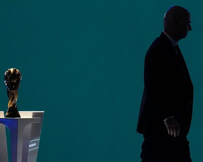 uefa-declares-to-have-‘lost-confidence’-in-infantino-over-‘shabby,-back-room,-opaque-deal’