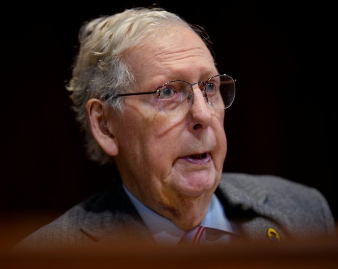 how-the-democrats-can-benefit-from-missing-mitch