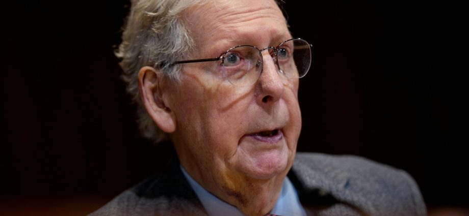 how-the-democrats-can-benefit-from-missing-mitch