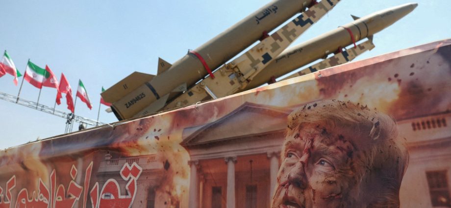 iran-war-live:-tehran-warns-of-‘decisive’-response-to-any-us-‘aggression’