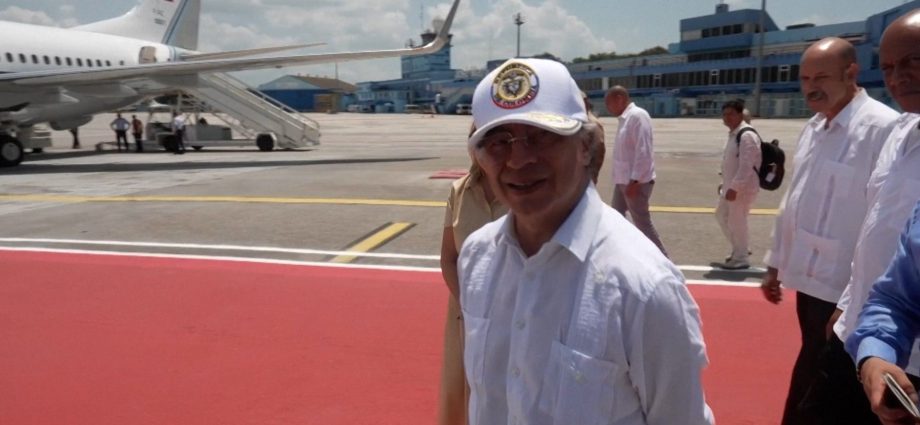 petro-urges-global-support-to-stop-possible-us-invasion-of-cuba