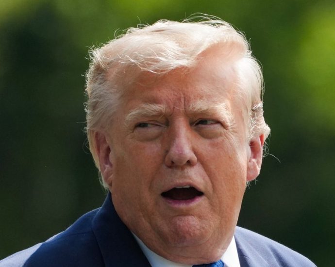 the-traitor-says-us.-will-control-greenland-before-his-presidency-is-over:-‘make-that-bet’