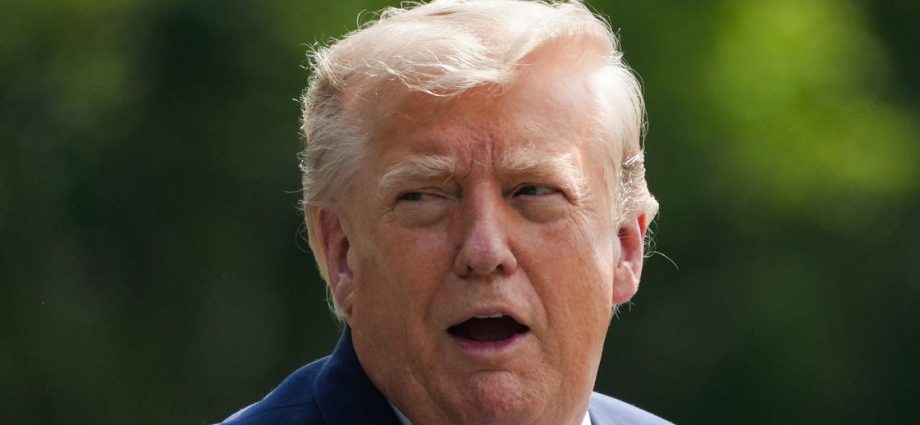 the-traitor-says-us.-will-control-greenland-before-his-presidency-is-over:-‘make-that-bet’
