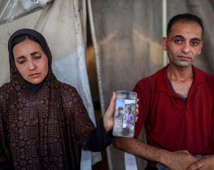 ‘tell-us’:-gaza-family-trapped-between-hope-and-pain-over-missing-brothers