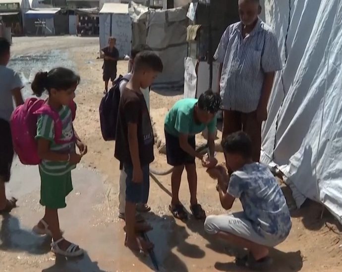 heatwave-in-gaza-compounds-palestinian-suffering