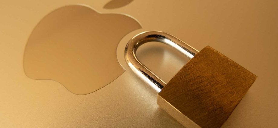 apple-and-the-invisible-wolf:-ai-slop-drowns-real-security-threats