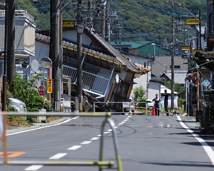 pm-sanae-takaichi-visits-quake-hit-southern-japan-as-cleanup-begins-in-intense-heat