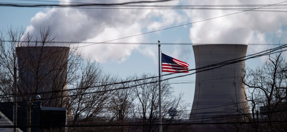 the-us-has-a-nuclear-waste-problem.-five-states-want-to-help-with-the-cleanup