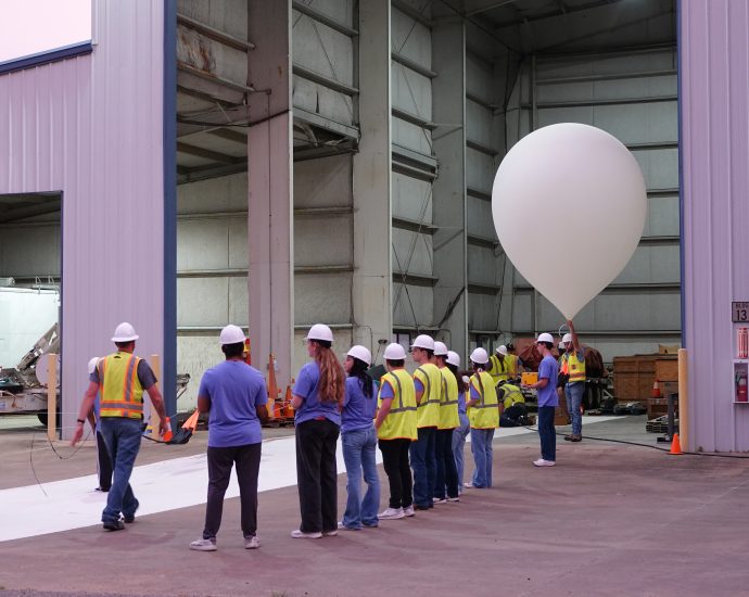 louisiana-students-loft-payloads-from-nasa-balloon-facility-in-texas