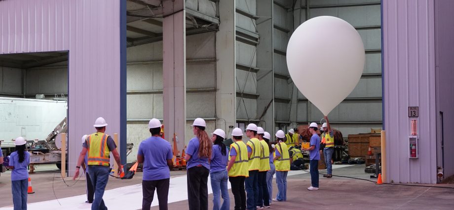 louisiana-students-loft-payloads-from-nasa-balloon-facility-in-texas