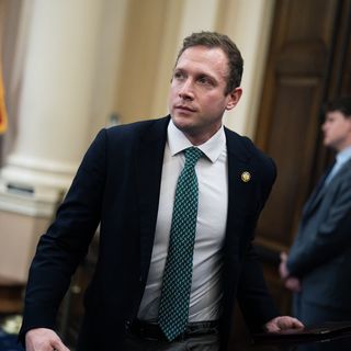 “People are pissed”: House Democrats mull whether to push Max Miller expulsion