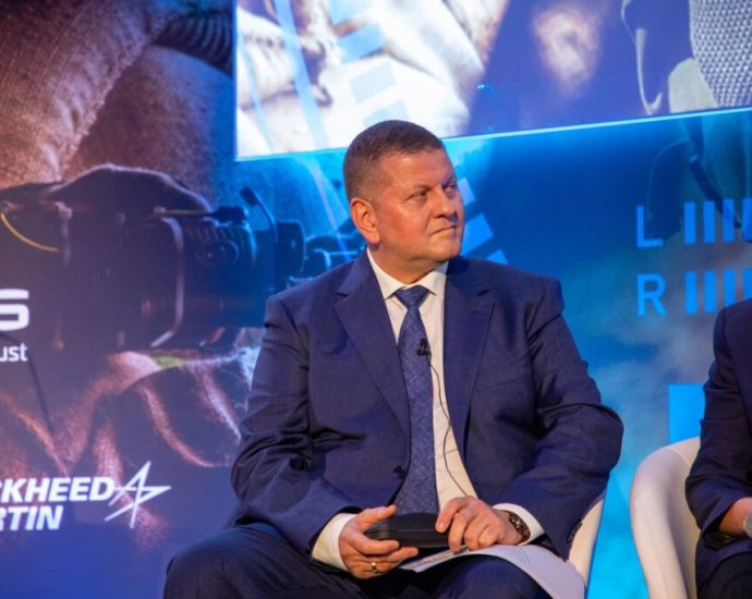 ukraine’s-former-commander-in-chief-just-said-what-officials-won’t:-nato-membership-will-never-happen-for-kyiv