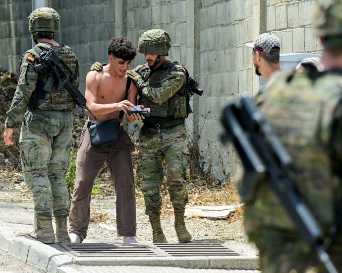 italy-suspends-free-movement-with-spain:-is-schengen-in-crisis-after-ceuta?