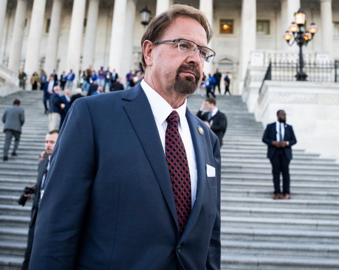 rep.-edwards-faces-censure-after-ethics-probe-finds-pattern-of-harassment