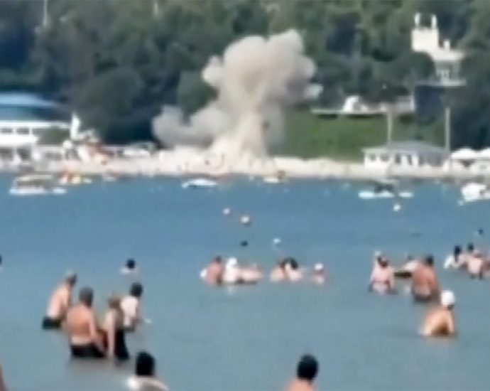 moscow-and-kyiv-trade-blame-over-drone-explosion-that-killed-7,-including-3-children,-on-russian-beach