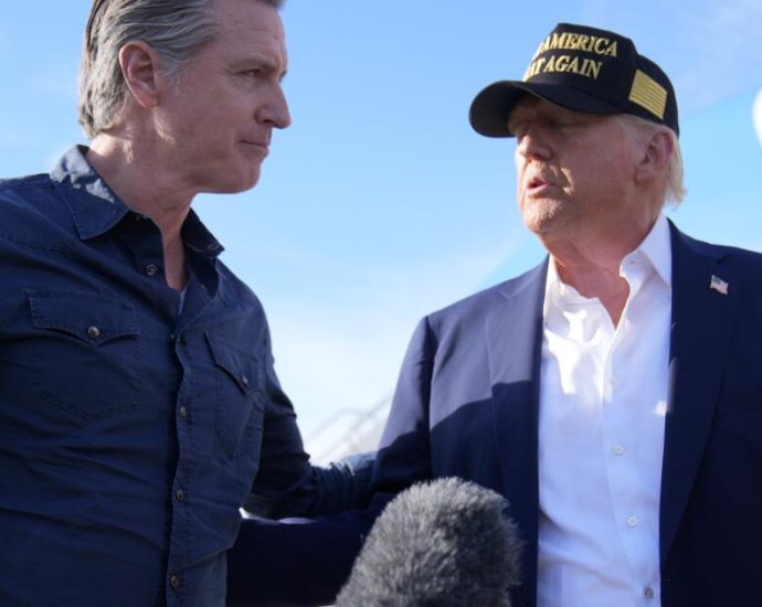 the-traitor-set-to-visit-la-for-fundraiser.-attacking-newsom-is-on-the-agenda