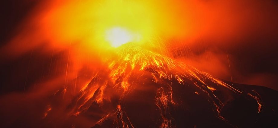 fuego-volcano-spews-more-ash-and-lava-as-guatemala-shelters-1,700-who-fled-nearby-villages