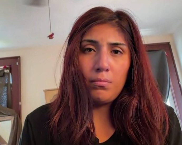 “this-is-an-ice-murder,-too”:-gabriela-soto-says-she-miscarried-while-husband-was-detained-in-solitary